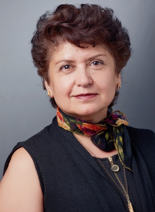 Lubna Pal, MD